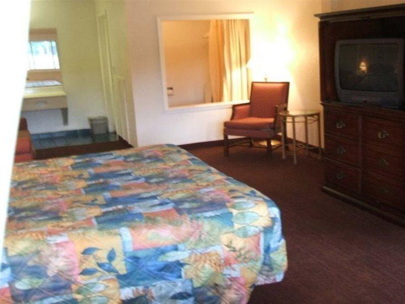 A Victory Inn & Suites - Détroit Extérieur photo